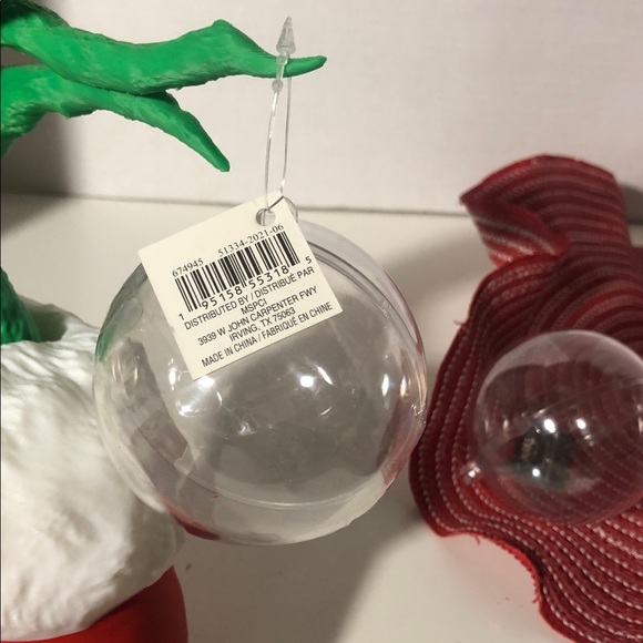 Set of 23 - Clear Plastic Ornament Balls - Picture 2 of 6